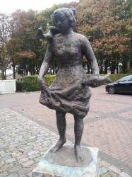 Vergroot Meisje lucht/water, Nummer 199